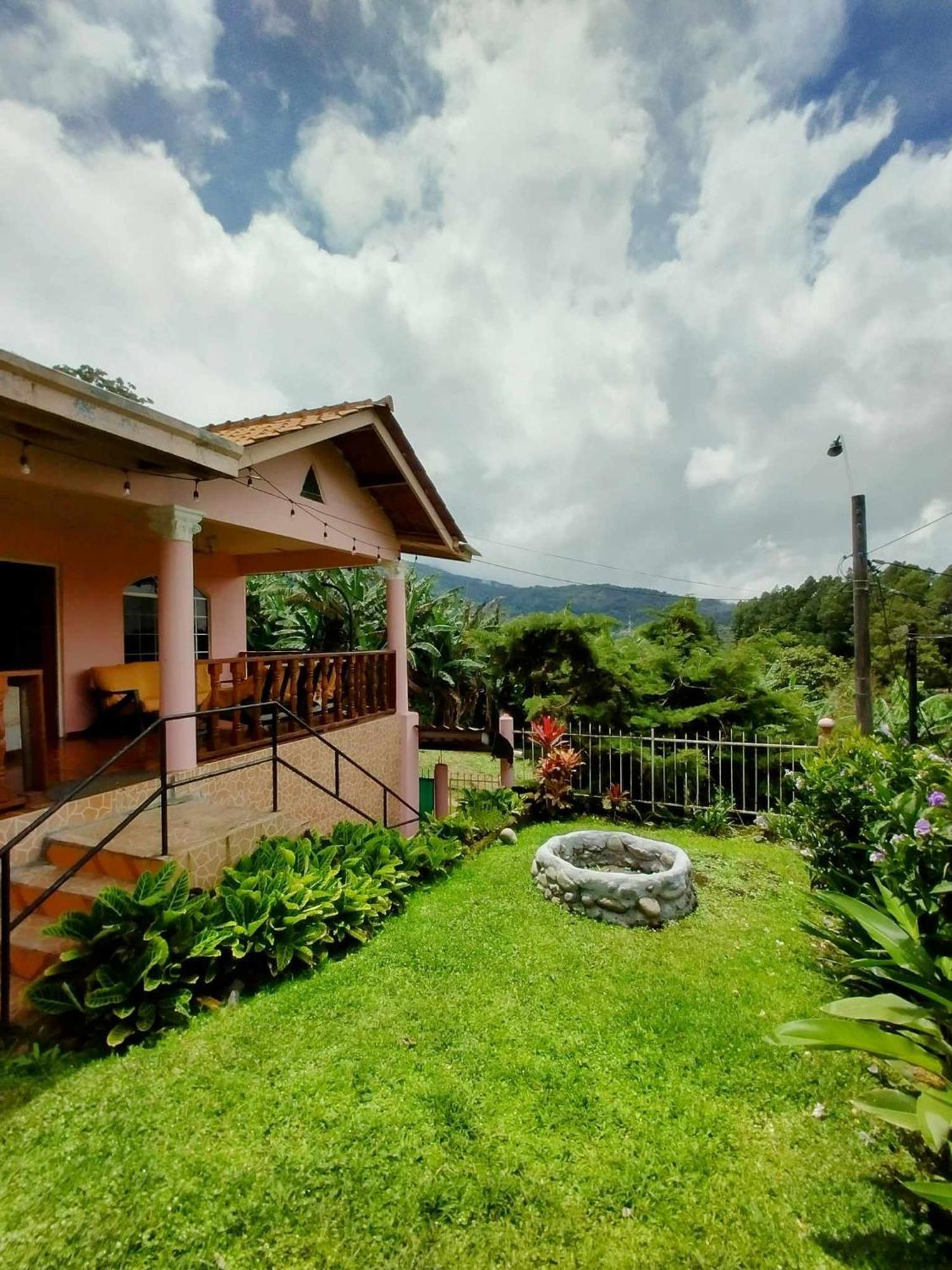 הוסטל בוקט Agartha Mountain Retreat מראה חיצוני תמונה