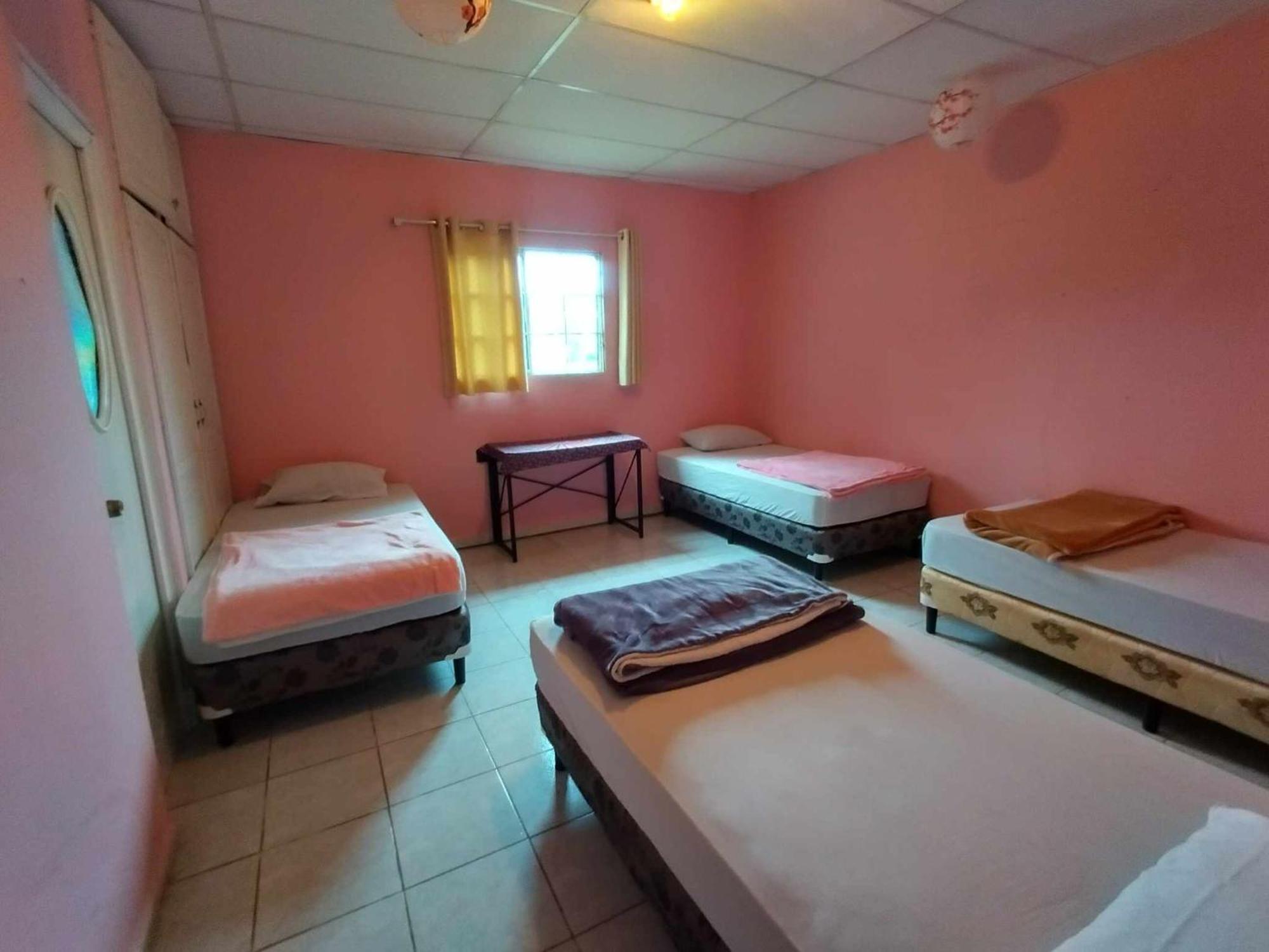 הוסטל בוקט Agartha Mountain Retreat מראה חיצוני תמונה